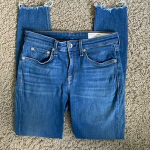 Rag & Bone Cate size 26 mid rise ankle skinny raw hem blue jeans